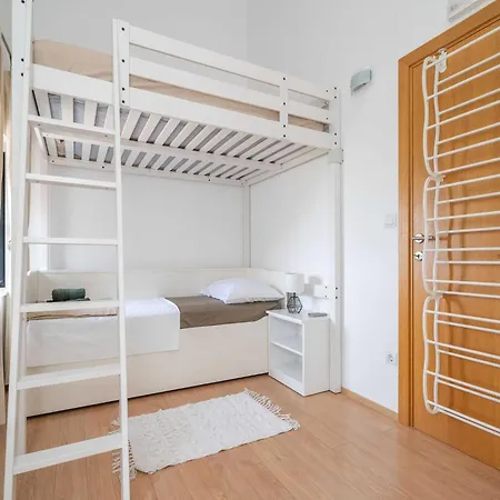 Vikendica Majkovi - Three Bedroom With Swimming Pool